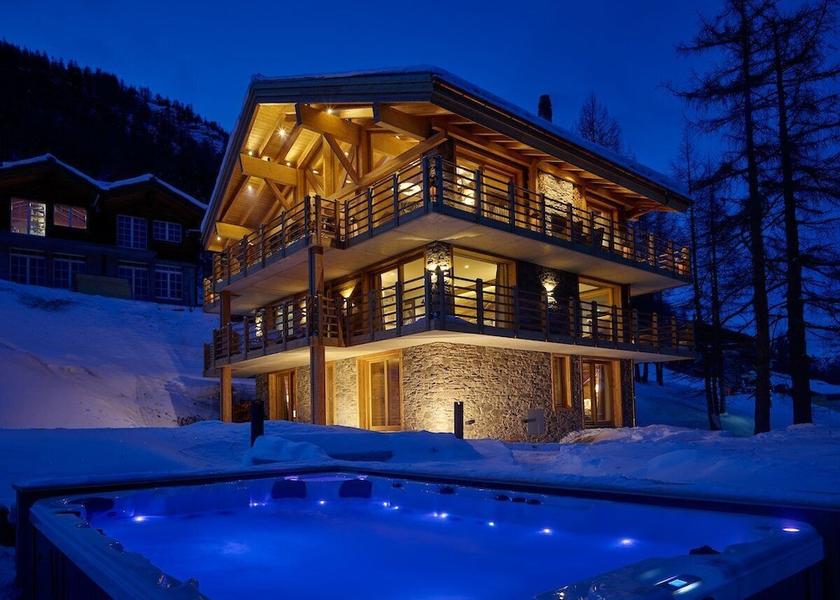 Valais Saas-Fee Facade