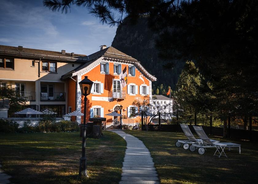 Graubünden Pontresina Garden