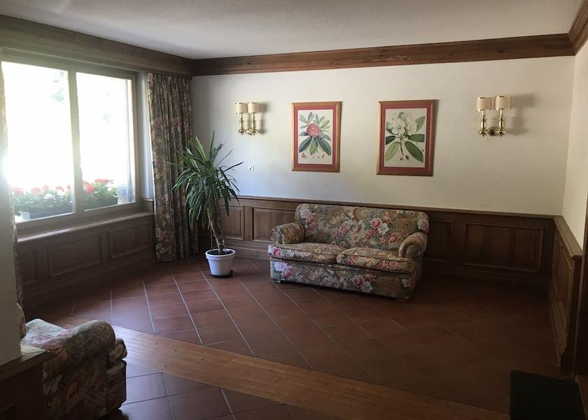 Valais Crans-Montana Reception