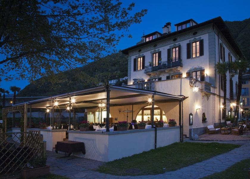 Canton of Ticino Bissone Facade