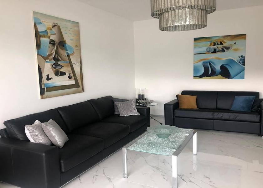 Canton of Ticino Bissone Room