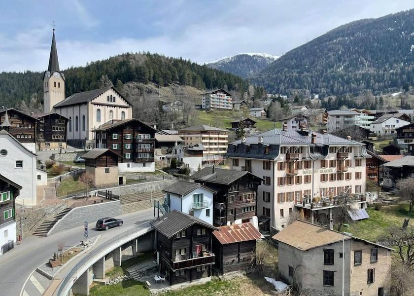 Valais Fiesch Facade