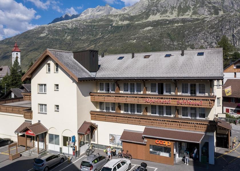 Uri Andermatt Exterior Detail