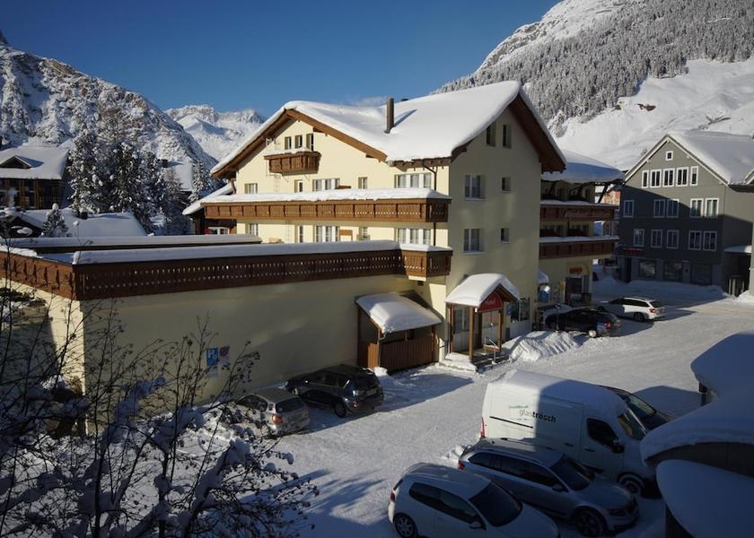 Uri Andermatt Exterior Detail