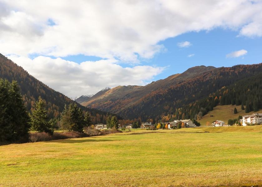 Graubuenden Davos Hiking