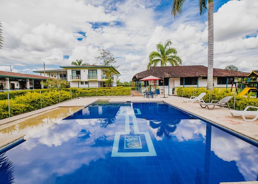 Quindio Quimbaya Pool