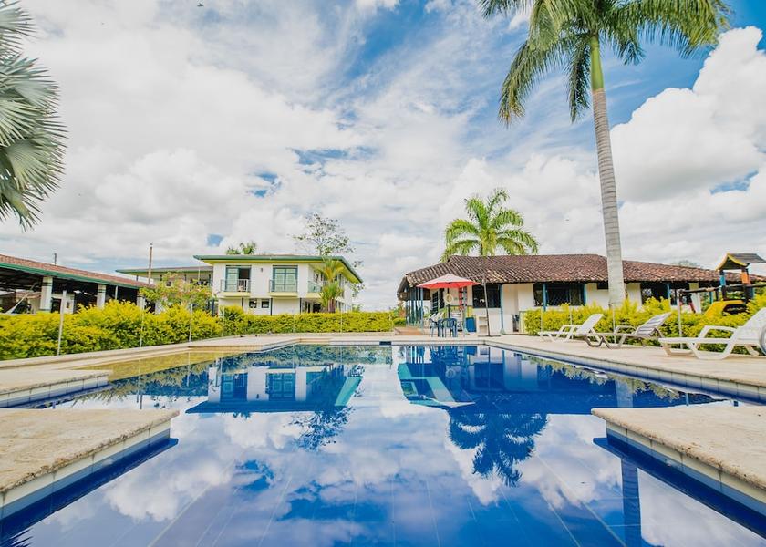 Quindio Quimbaya Pool