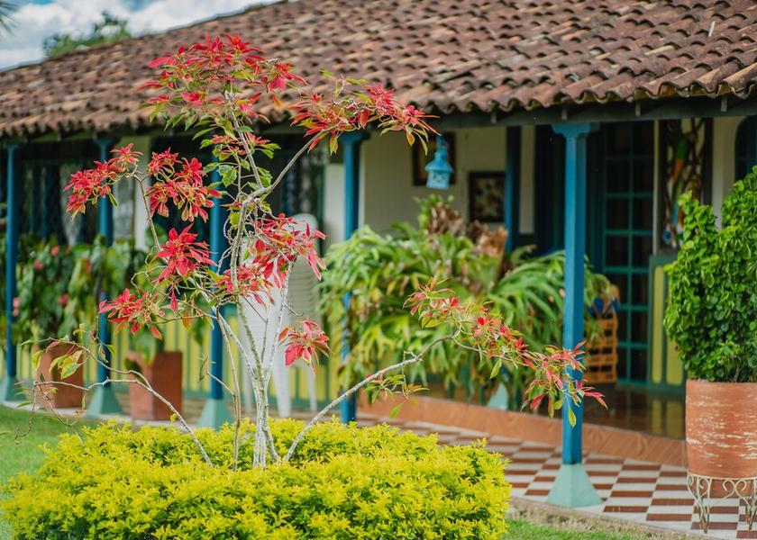 Quindio Quimbaya Exterior Detail