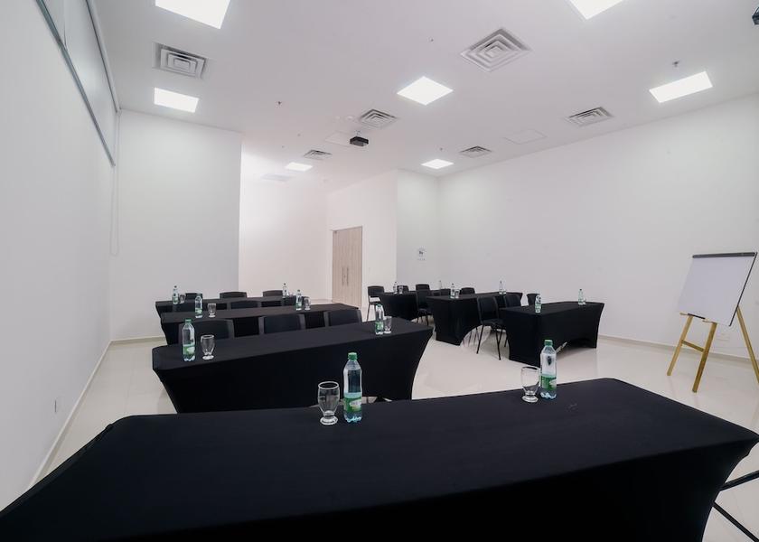 Atlantico Barranquilla Meeting Room