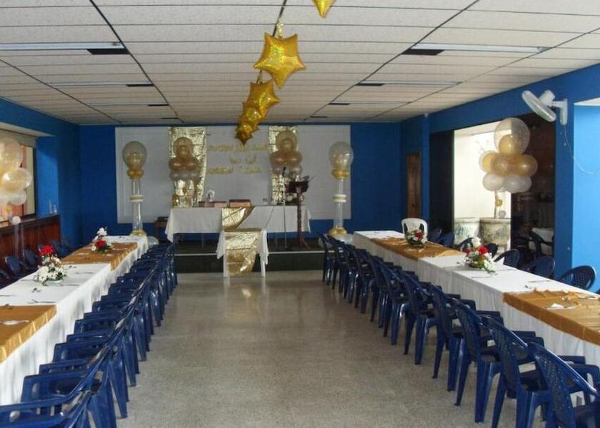 Santander Bucaramanga Dining Area