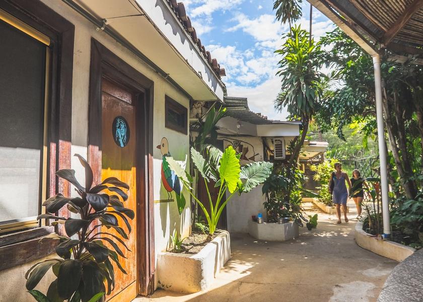 Guanacaste Tamarindo Entrance