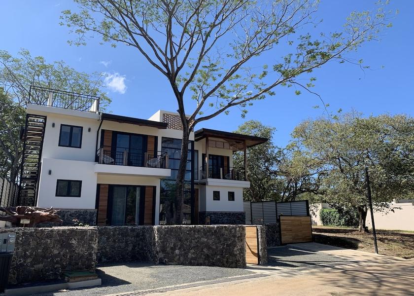 Guanacaste Tamarindo Facade
