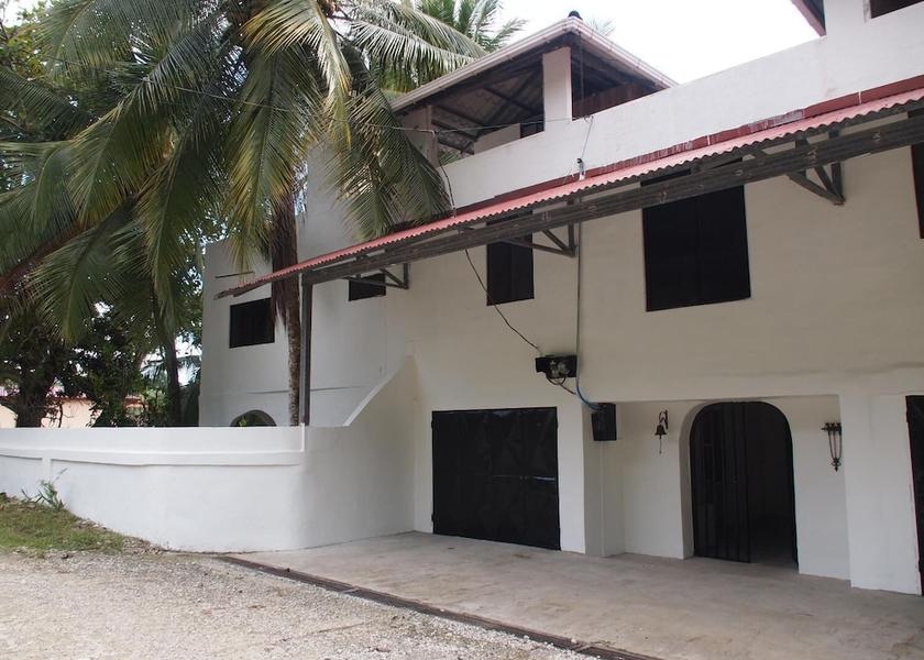 Puntarenas Golfito Exterior Detail