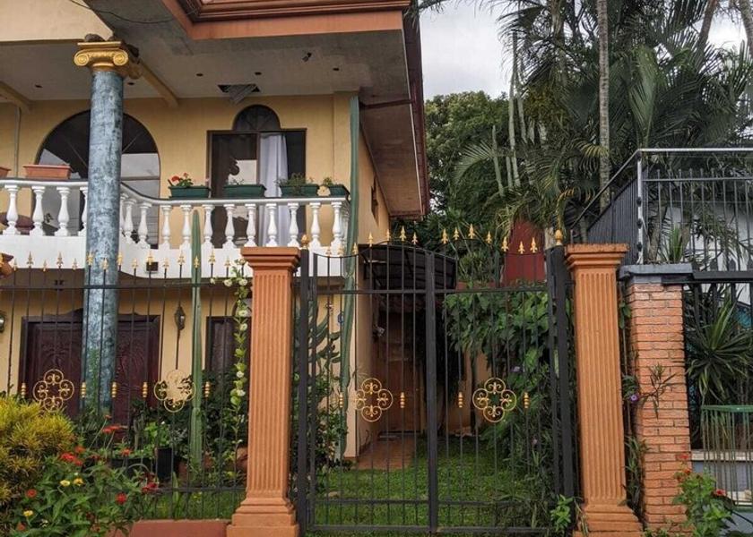 Alajuela Alajuela Facade