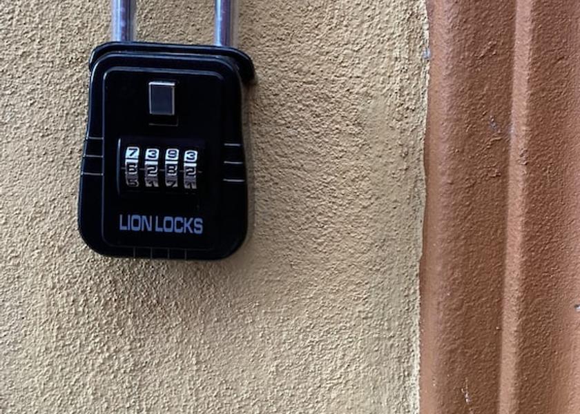 Alajuela Alajuela Facade