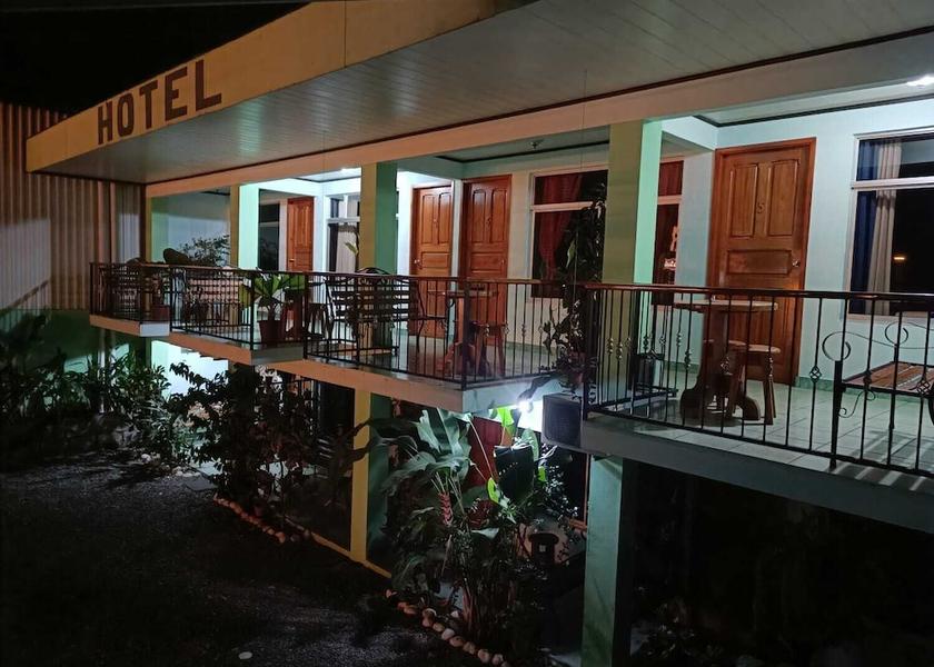 Alajuela La Fortuna Facade