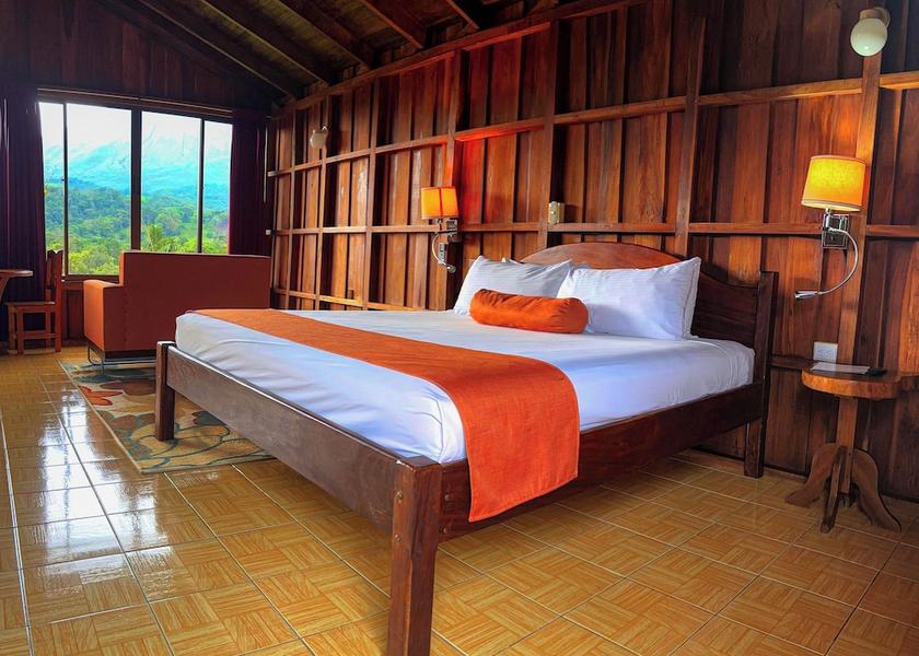 Alajuela La Fortuna Room