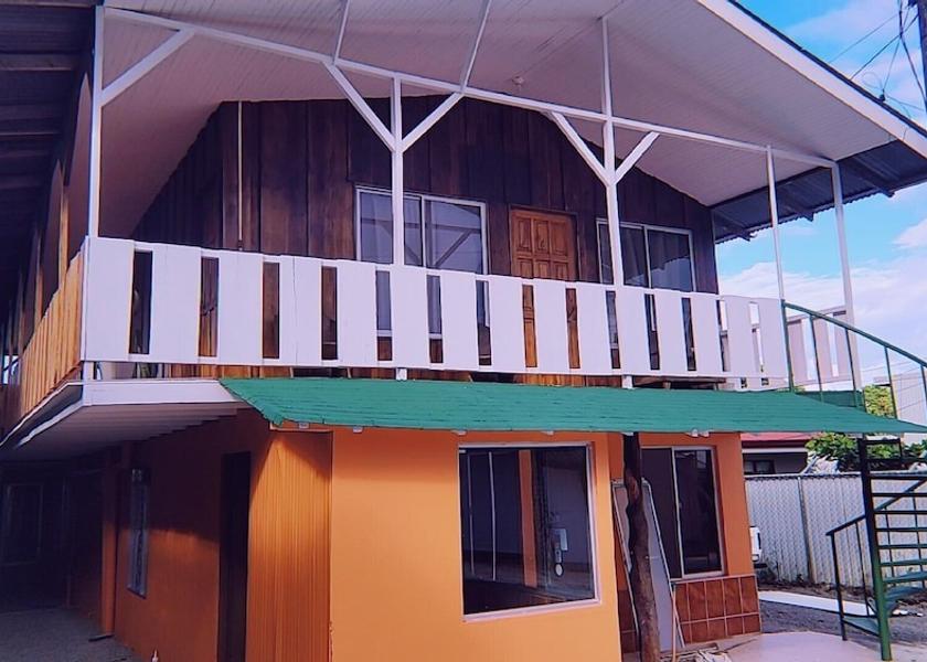 Alajuela La Fortuna Facade