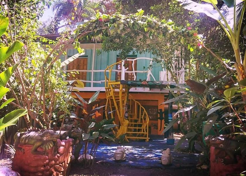 Limón Province Cahuita Exterior Detail