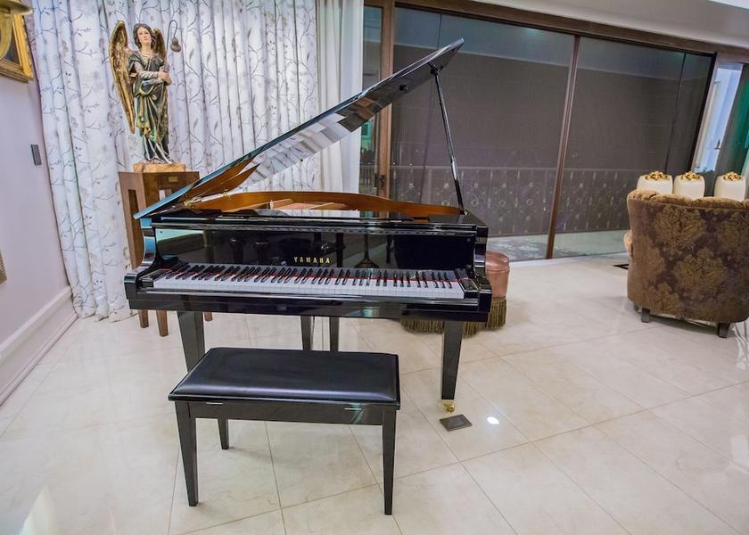 Alajuela Atenas Interior Entrance