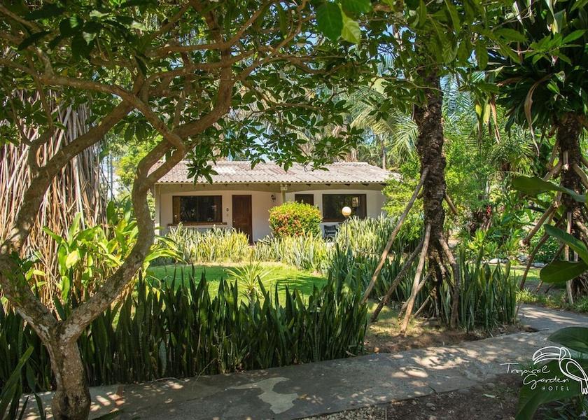 Puntarenas Jaco Facade