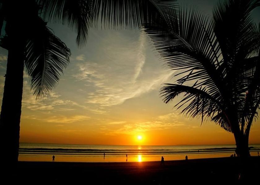 Puntarenas Jaco Facade