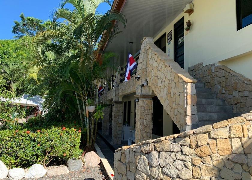 Puntarenas Jaco Facade