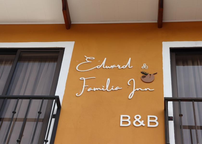 Alajuela Rio Segundo Exterior Detail