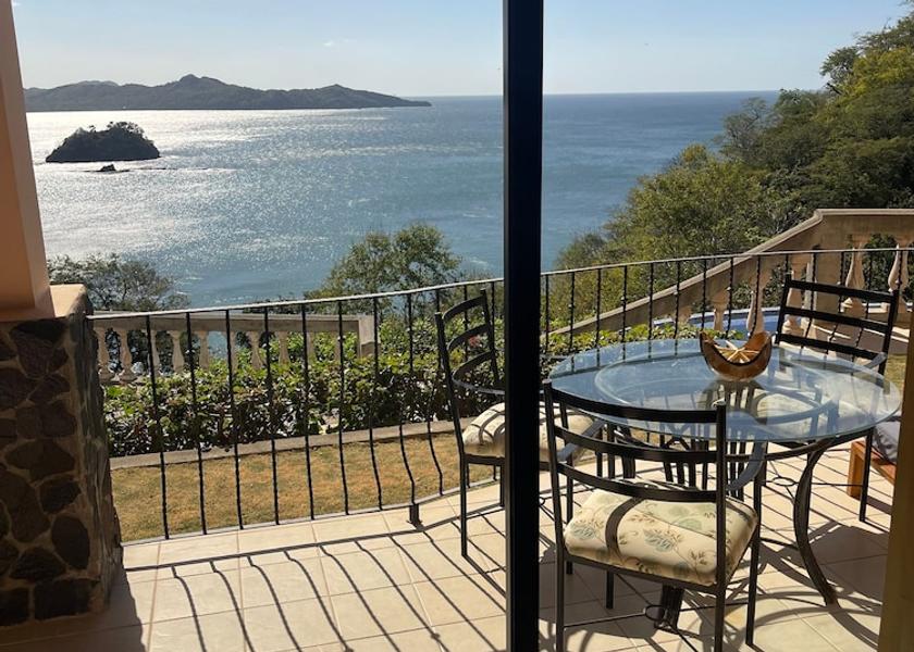 Guanacaste Cabo Velas Interior Entrance
