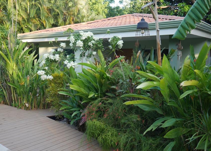 Guanacaste Cabo Velas Facade