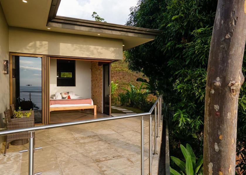 San Jose Ballena Room