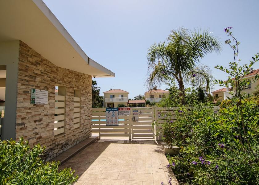 Larnaca District Pervolia Facade