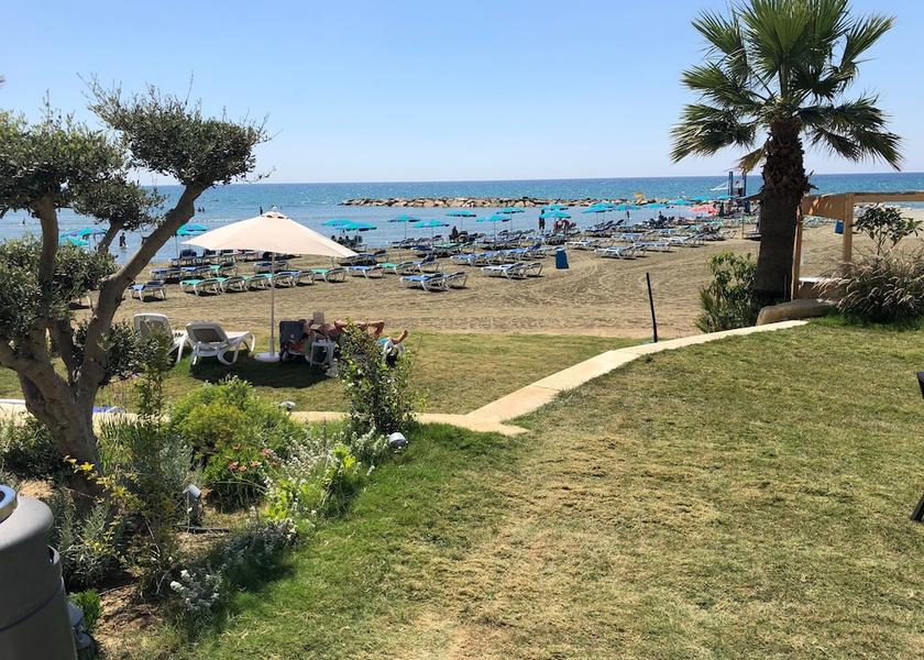 Larnaca Oroklini Beach