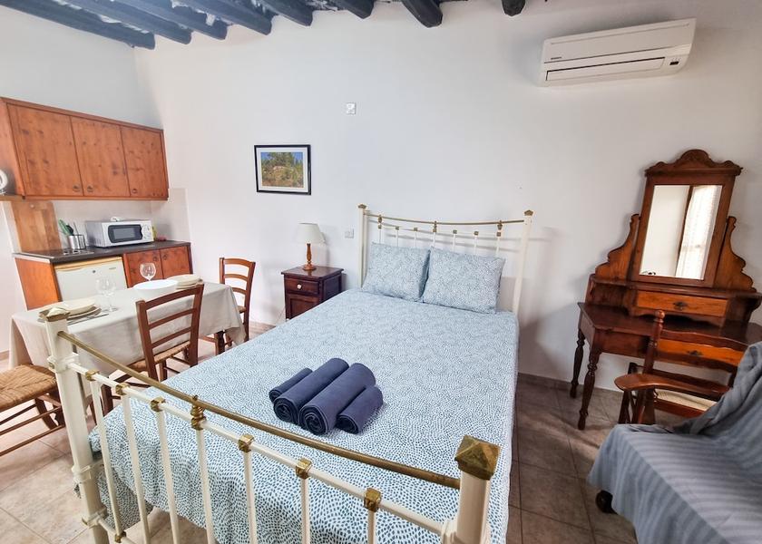 Larnaca District Skarinou Room