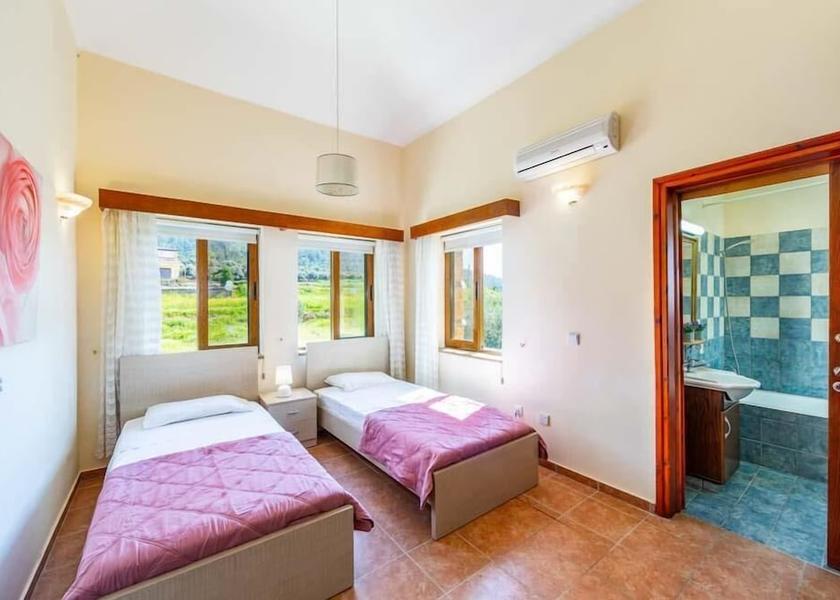 Paphos Argaka Room