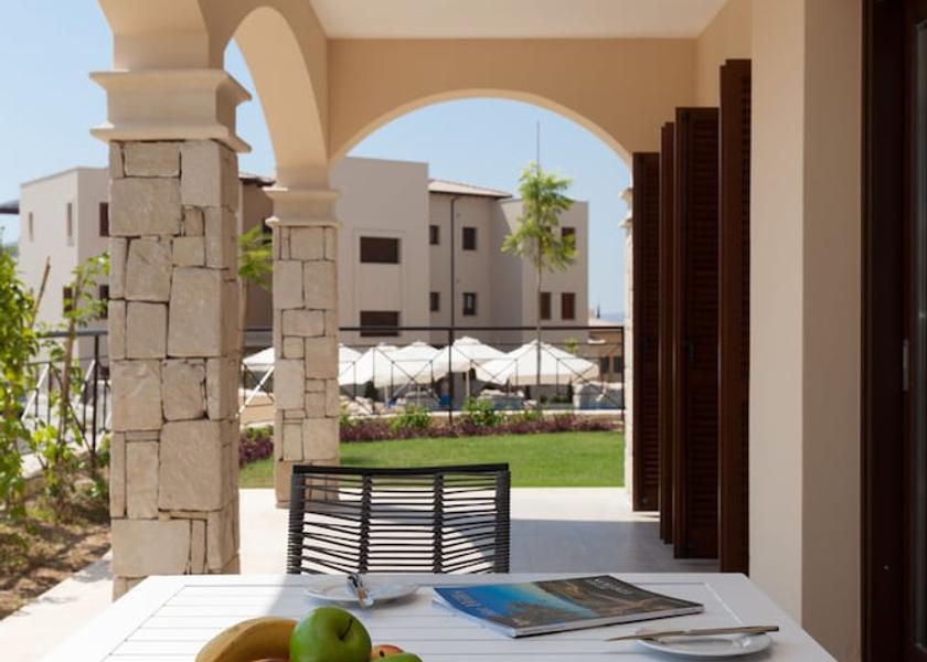  Kouklia Exterior Detail