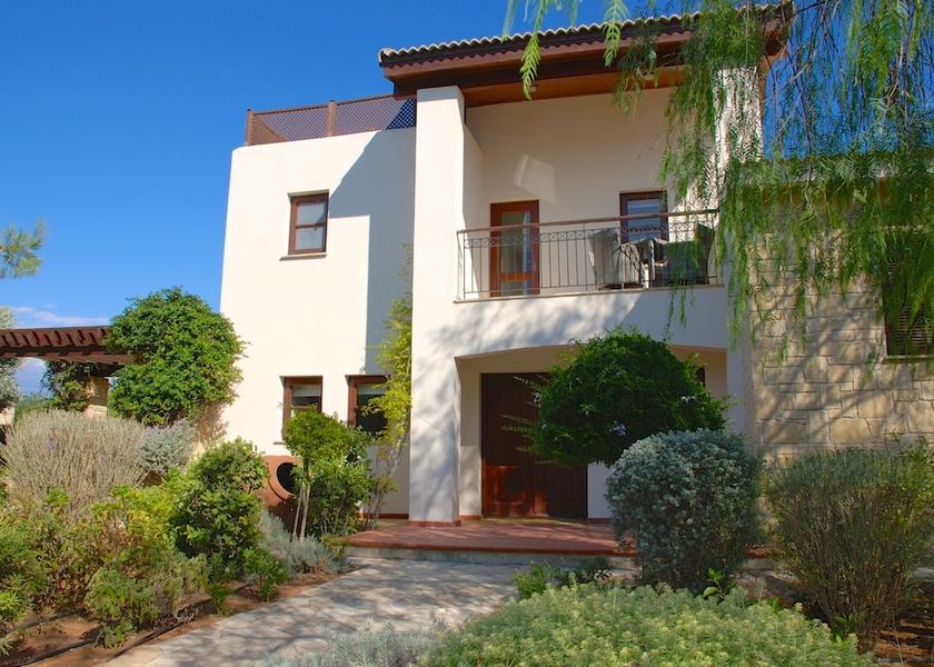  Kouklia Exterior Detail