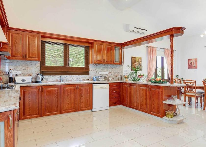  Neo Chorio Interior Entrance