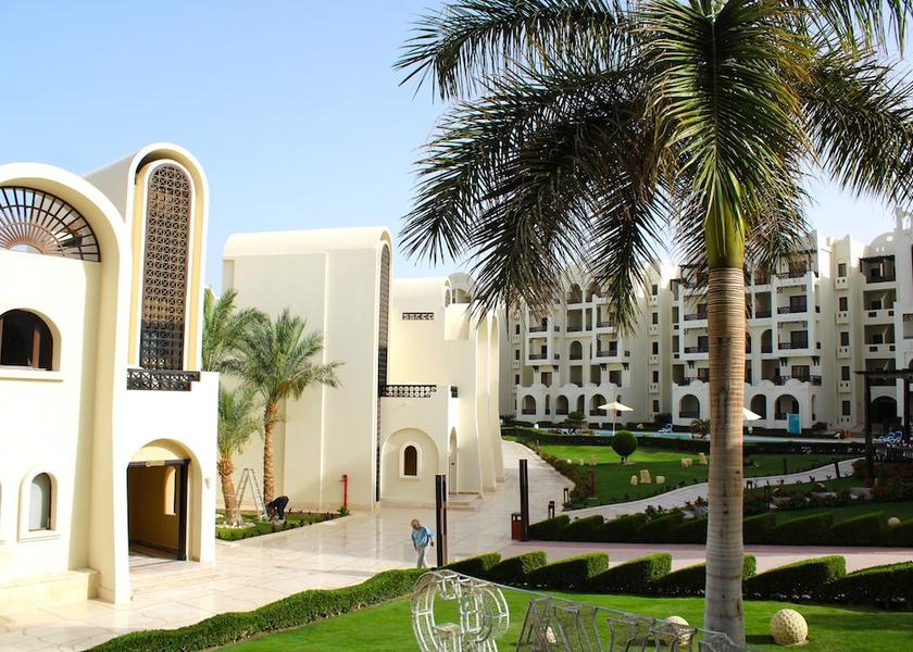  Sahl Hasheeh Exterior Detail