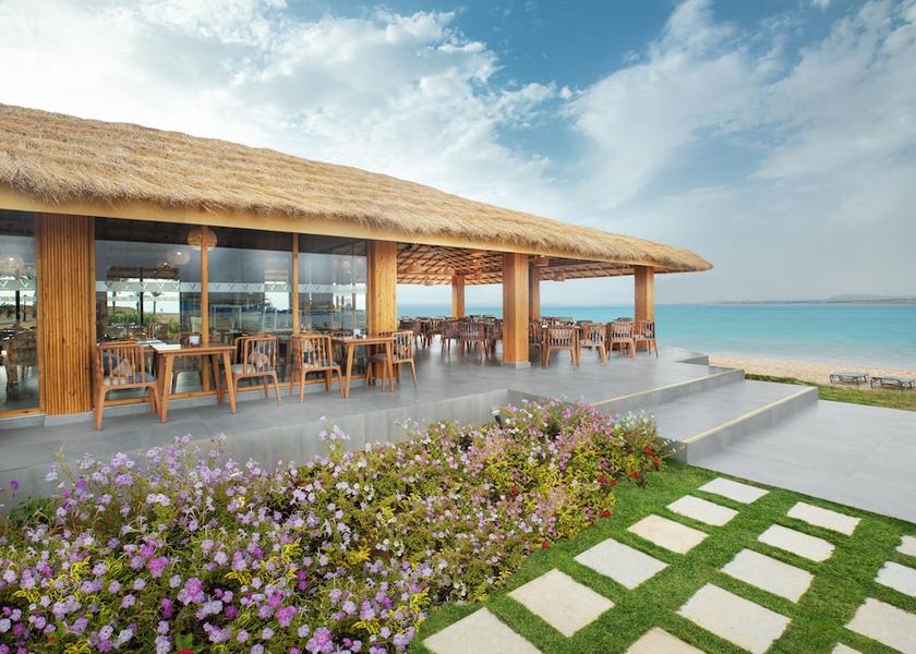  Sahl Hasheeh Restaurant