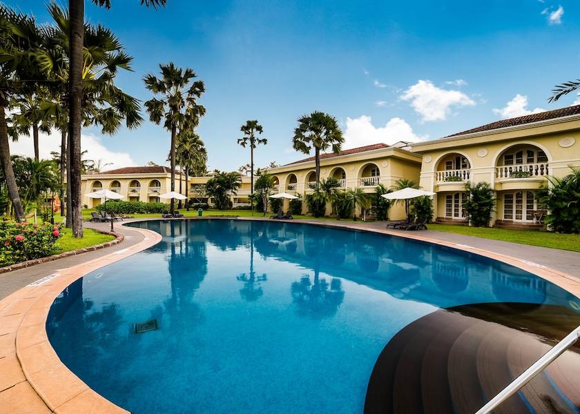 Goa Orlim Pool