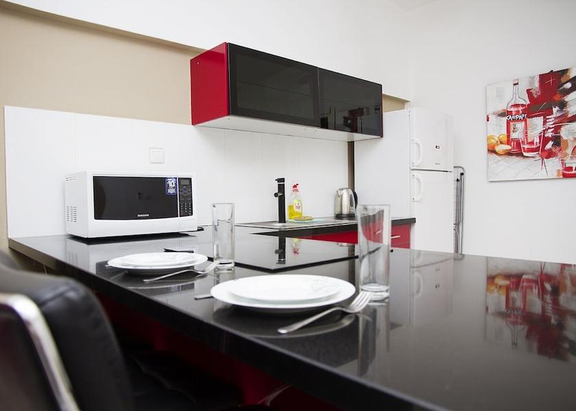  Bat Yam In-Room Dining