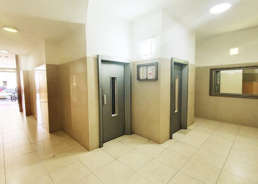  Bat Yam Interior Entrance