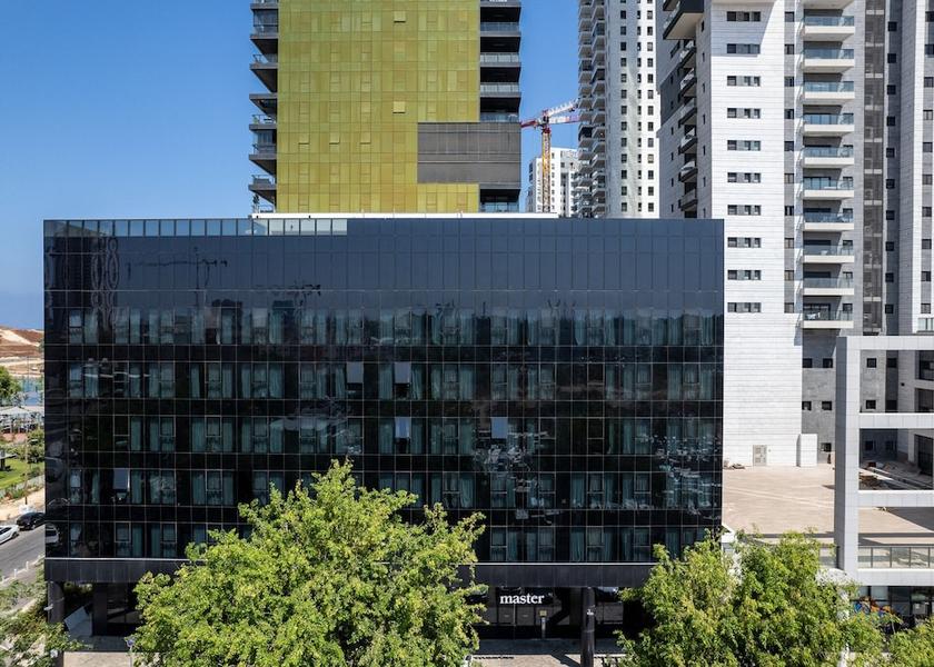  Bat Yam Exterior Detail