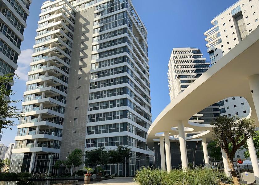  Netanya Exterior Detail