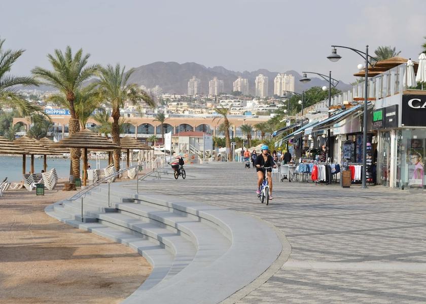  Eilat Exterior Detail