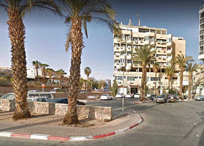  Eilat Exterior Detail