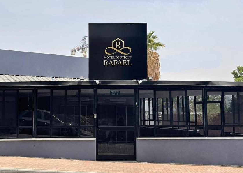  Eilat Exterior Detail