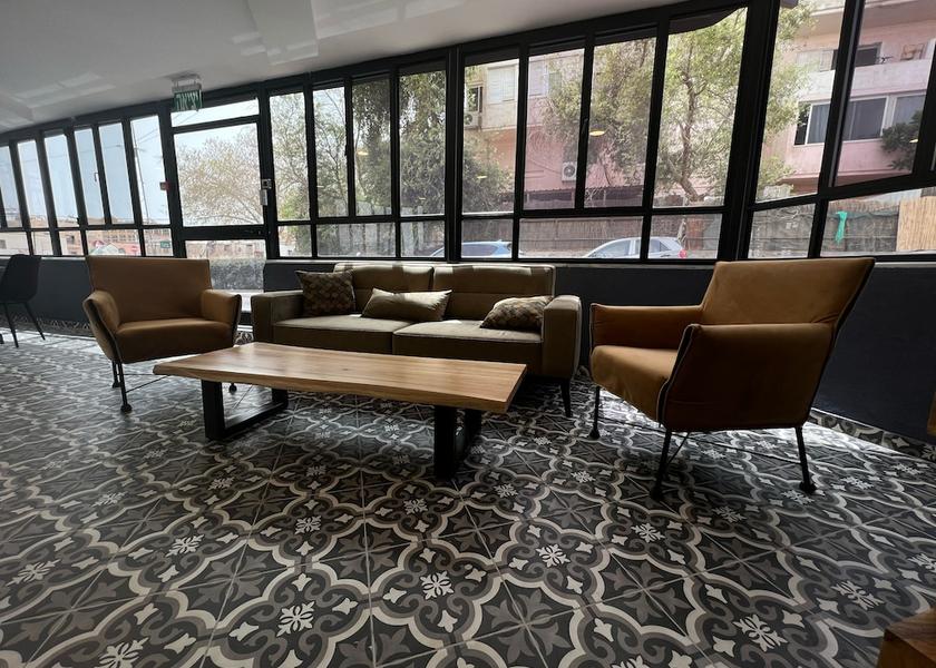  Eilat Interior Entrance