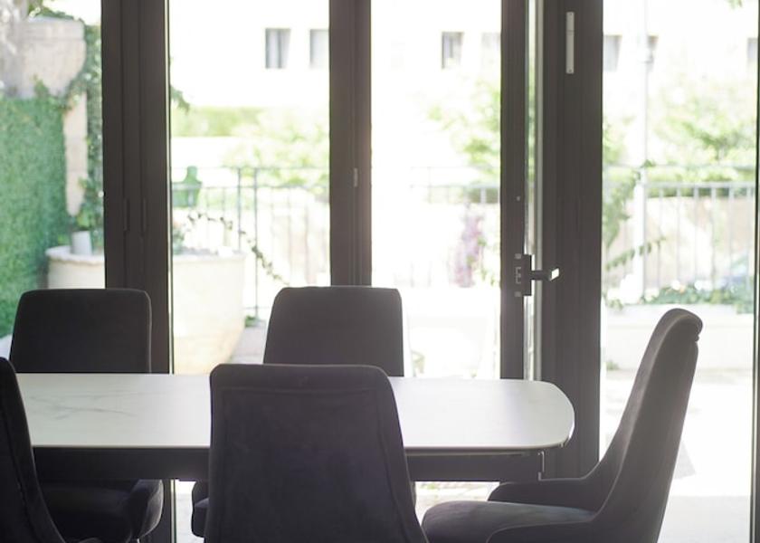  Jerusalem In-Room Dining